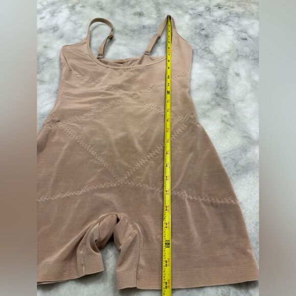 Women's Open Bust Tummy Control Waist Slimming Sheer Shapewear. Size Medium - Picture 10 of 12